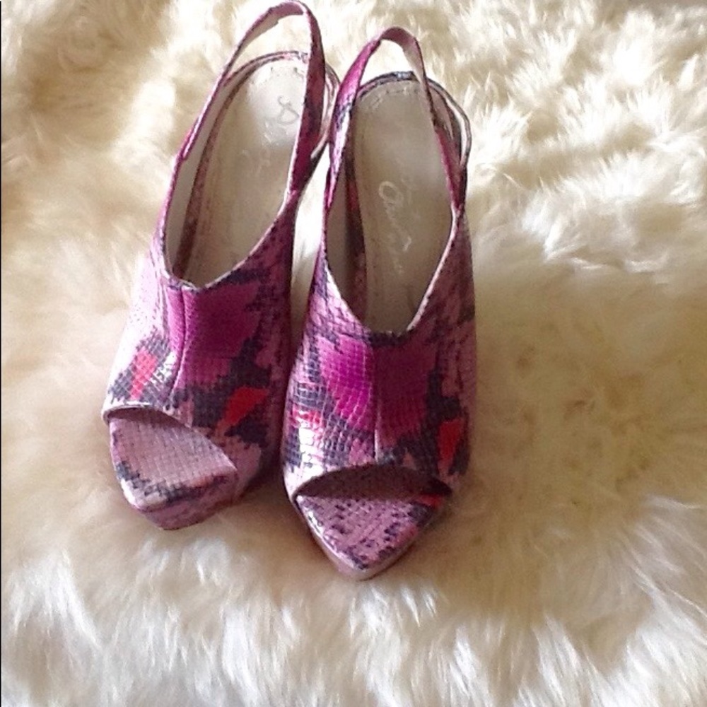 Alice and Olivia By Stacey Bendet Open Toe Heel